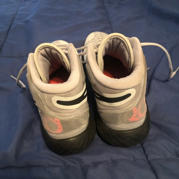 KD basketball shoe size 11 - Picture 3 of 4